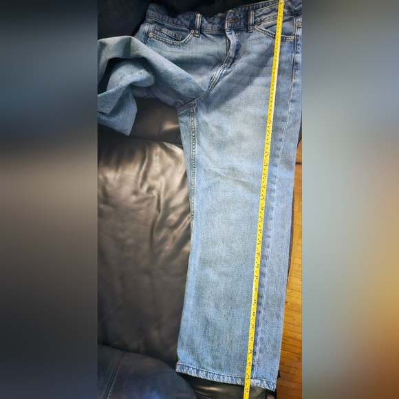 Zara Straight leg Sz 8/30W Denim  Jeans 100% Cotton Non Stretchy Zipper 5 Pocket - Picture 8 of 9